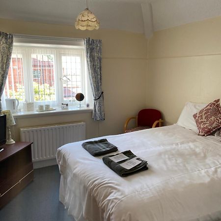 Hq Pencadlys Hotel Prestatyn Ngoại thất bức ảnh