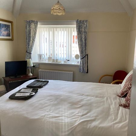 Hq Pencadlys Hotel Prestatyn Ngoại thất bức ảnh